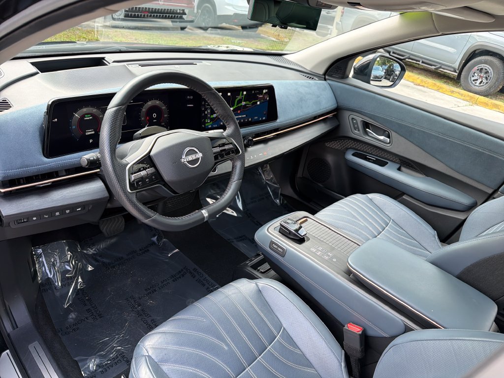 Used 2024 Nissan Ariya AWD image 14