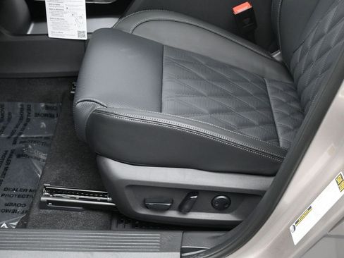 New 2026 Nissan Rogue Platinum w/ Platinum Premium Package image 18