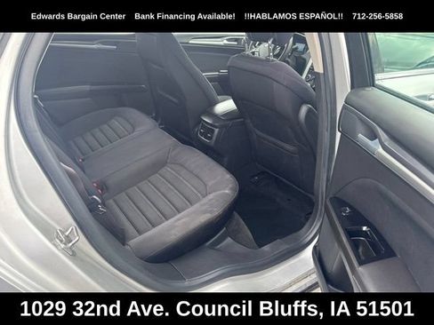Used 2014 Ford Fusion SE FWD image 9