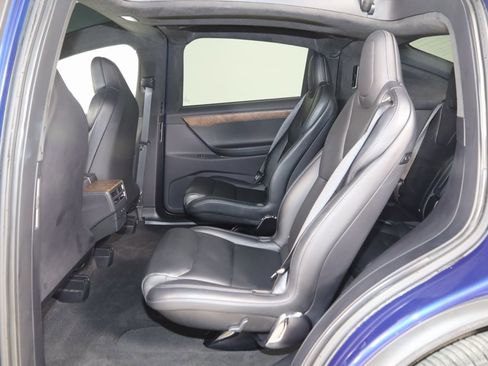 Used 2019 Tesla Model X 75D image 57
