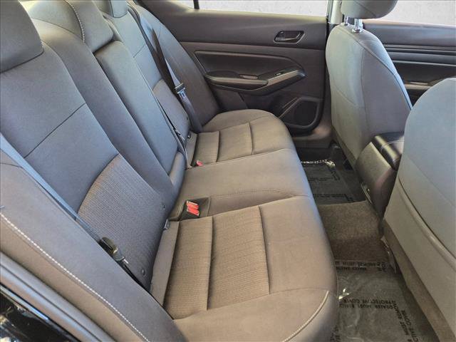 Used 2025 Nissan Altima 2.5 SV FWD image 26