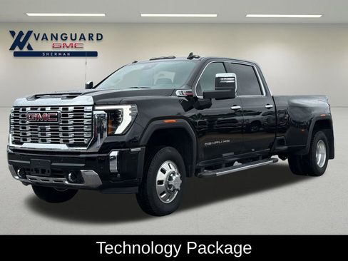 Used 2026 GMC Sierra 3500 Denali w/ Denali Reserve Package AWD/4WD image 3