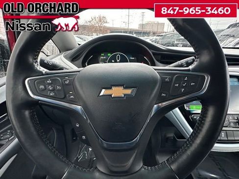 Used 2020 Chevrolet Bolt LT FWD image 20
