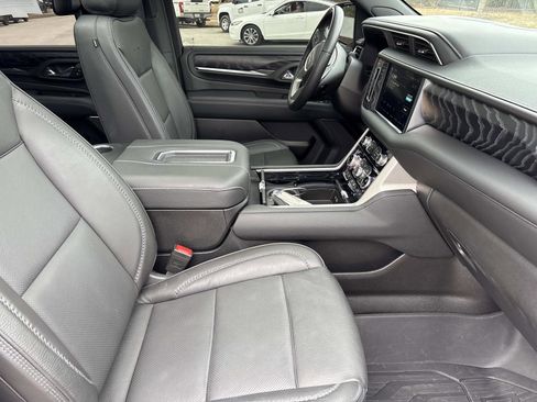 Certified 2024 GMC Yukon XL Denali w/ Advanced Technology Package image 34