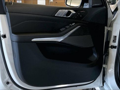 New 2026 BMW X7 xDrive40i image 10