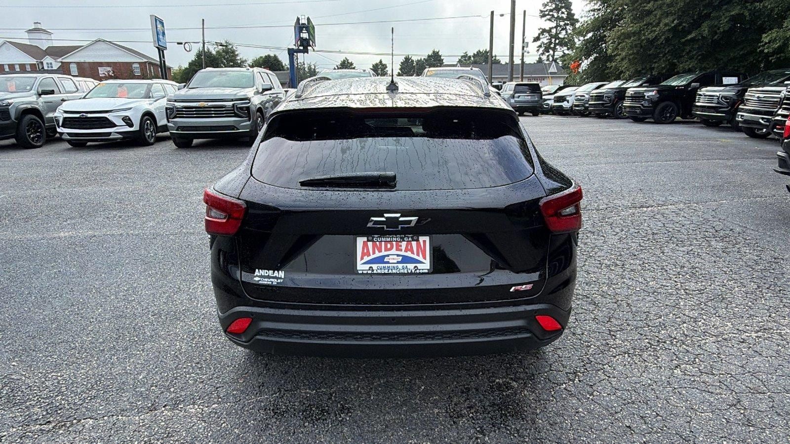 New 2026 Chevrolet Trax LT w/ Driver Confidence Package FWD image 9