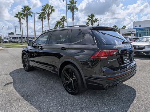 Used 2024 Volkswagen Tiguan SE R-Line FWD image 5