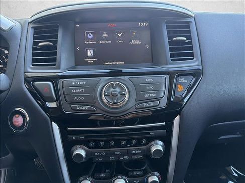 Used 2020 Nissan Pathfinder S image 19