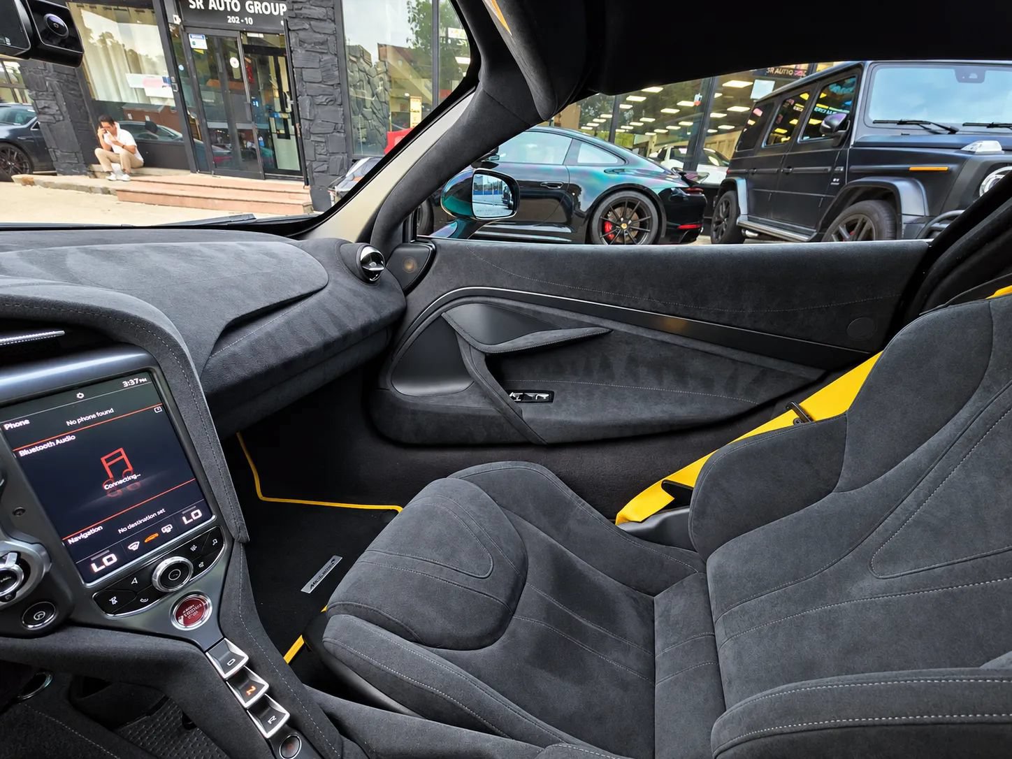 Used 2019 McLaren 720S RWD image 34