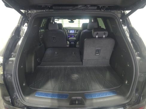 Used 2024 Buick Enclave Avenir w/ Avenir Technology Package image 11