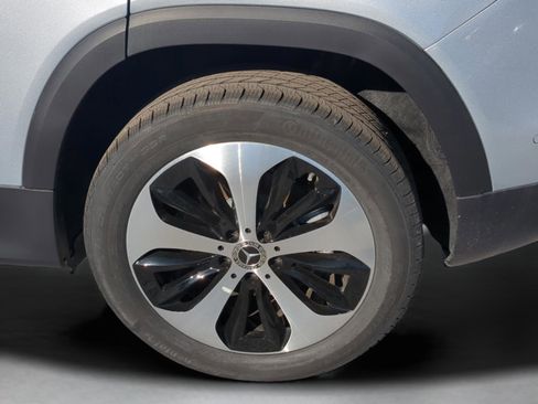 New 2025 Mercedes-Benz GLB 250 image 35