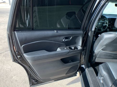 Used 2021 Honda Pilot Touring image 22