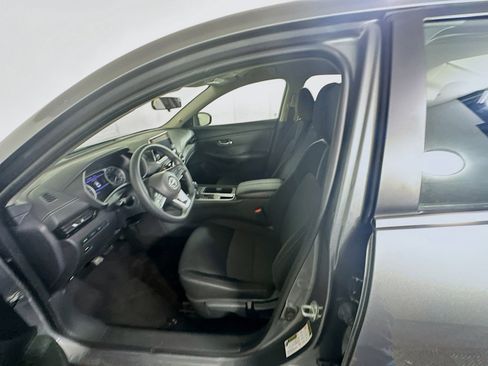Used 2024 Nissan Sentra SV image 13
