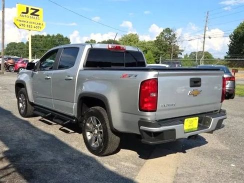 Used 2017 Chevrolet Colorado Z71 AWD/4WD image 7