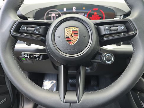 Certified 2026 Porsche Cayenne Coupe AWD/4WD image 18