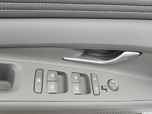 New 2026 Hyundai Elantra Sport image 9