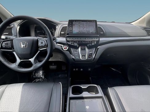 Used 2026 Honda Odyssey Elite image 7
