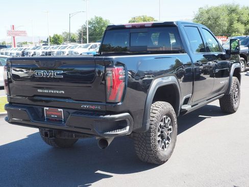 Used 2024 GMC Sierra 2500 AT4X AWD/4WD image 6
