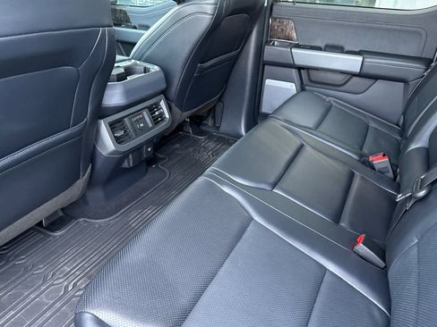 Used 2023 Ford F450 Lariat w/ Lariat Ultimate Package image 13