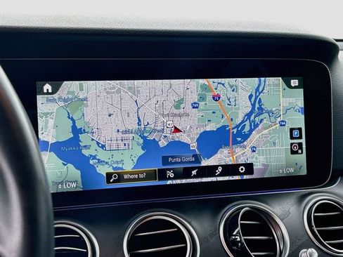 Used 2023 Mercedes-Benz E 350 4MATIC Sedan w/ Premium Package image 10