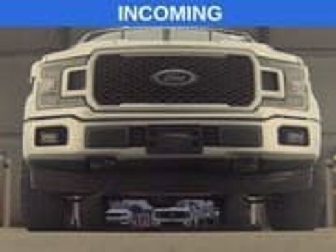 Used 2018 Ford F150 Lariat w/ Equipment Group 502A Luxury AWD/4WD image 3