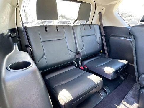 Used 2018 Lexus GX 460 image 28