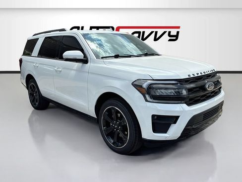 Used 2024 Ford Expedition Limited RWD image 1
