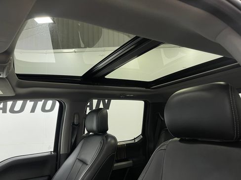 Used 2019 Ford F150 Lariat AWD/4WD image 12