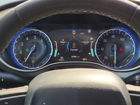 Certified 2023 Chrysler Pacifica Touring-L FWD image 29