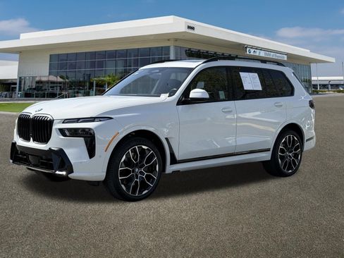 Certified 2024 BMW X7 xDrive40i w/ M Sport Package AWD/4WD image 5