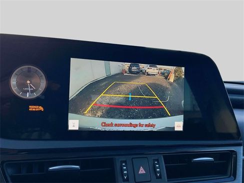 Certified 2023 Lexus ES 350 w/ Premium Package image 33