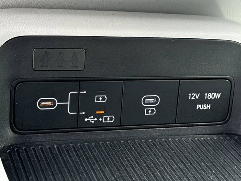 Used 2024 Hyundai Kona SEL FWD image 32