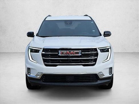 Used 2026 GMC Acadia Elevation w/ Elevation Premium Package FWD image 2