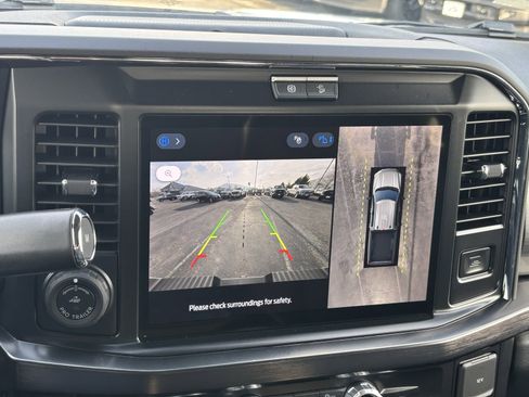 New 2026 Ford F250 Lariat w/ Black Appearance Package image 5