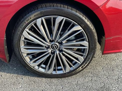 Used 2023 Nissan Altima 2.5 SL AWD/4WD image 8