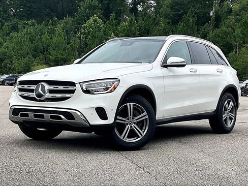 Used 2022 Mercedes-Benz GLC 300 image 2