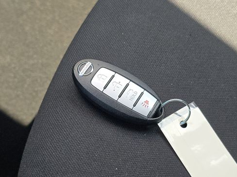 Used 2023 Nissan Sentra SV image 31