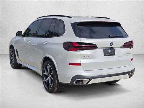 Used 2026 BMW X5 xDrive40i w/ M Sport Package AWD/4WD image 7