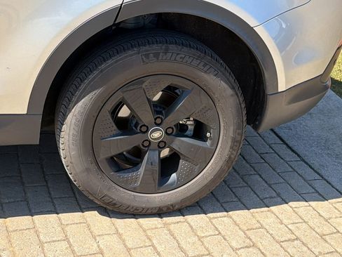 Used 2020 Land Rover Discovery Sport S image 12