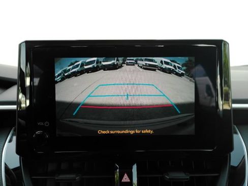 Used 2025 Toyota Corolla LE FWD image 8