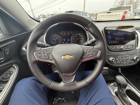 Used 2024 Chevrolet Malibu LT w/ Sport Edition image 22