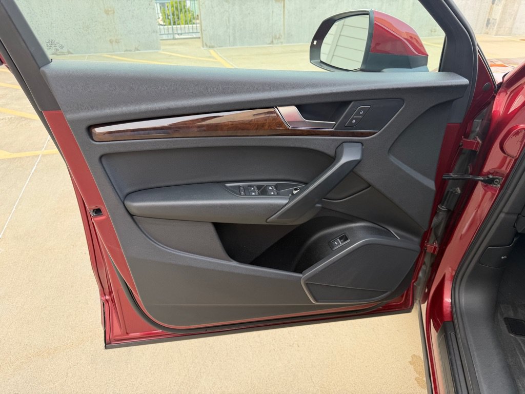 Used 2019 Audi Q5 Premium AWD/4WD image 10