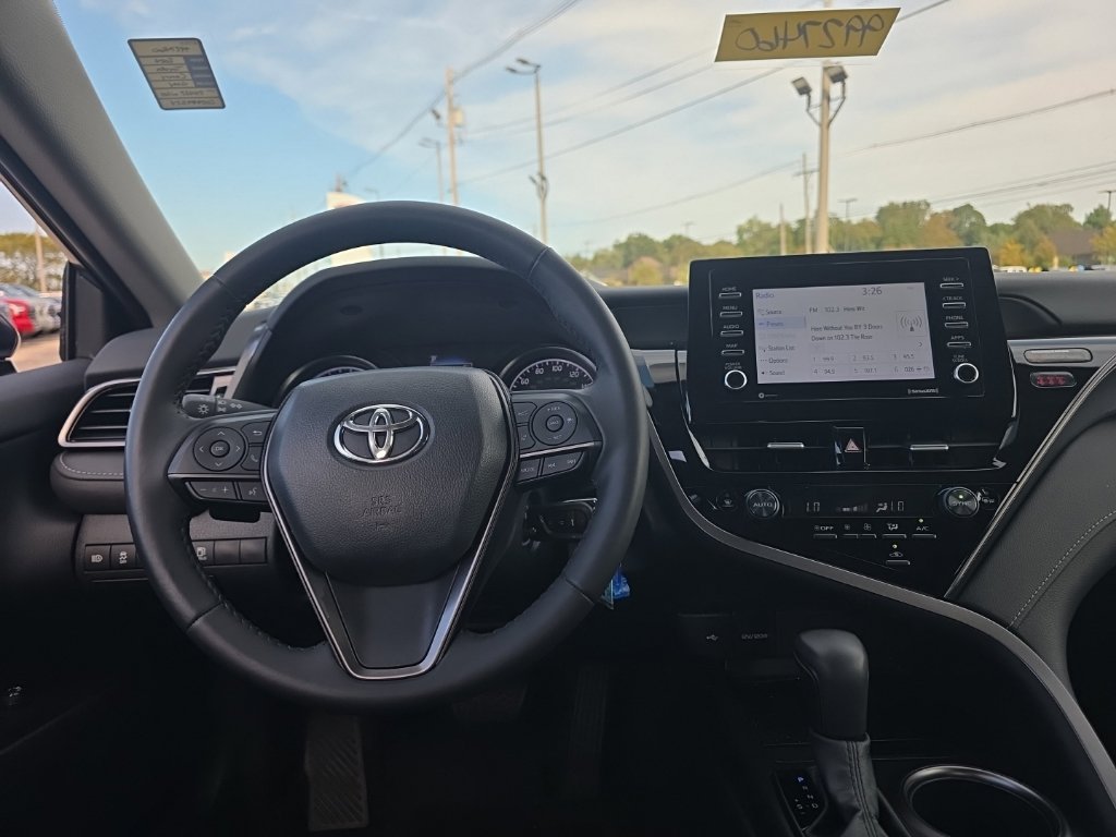 Used 2024 Toyota Camry SE FWD image 12