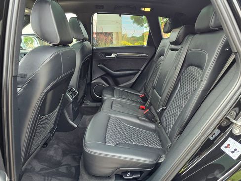 Used 2016 Audi SQ5 Prestige w/ Prestige Package AWD/4WD image 48