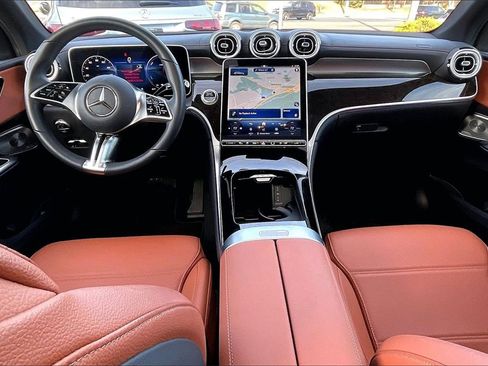 Certified 2025 Mercedes-Benz GLC 350e 4MATIC image 12