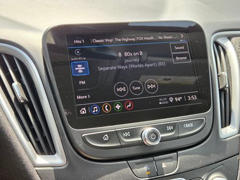 Used 2024 Chevrolet Malibu LT FWD image 22
