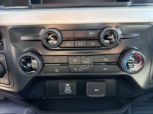 New 2026 Ford F250 XL w/ XL Chrome Package AWD/4WD image 17