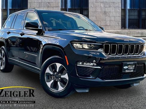 Used 2023 Jeep Grand Cherokee 4WD 4xe image 1