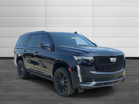 Certified 2023 Cadillac Escalade Sport Platinum w/ Heavy-Duty Trailer Package AWD/4WD image 7