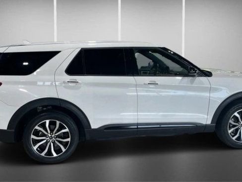Used 2021 Ford Explorer ST w/ Equipment Group 401A AWD/4WD image 4